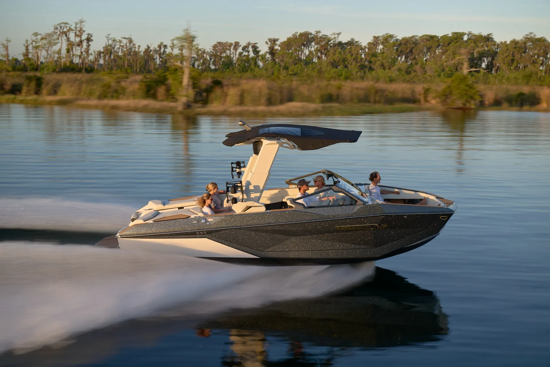 A Super Air Nautique G23 running hard with its tower up